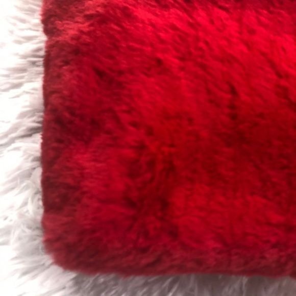 NWT Red free people, soft, fuzzy, cosmetic bag, - Picture 4 of 11